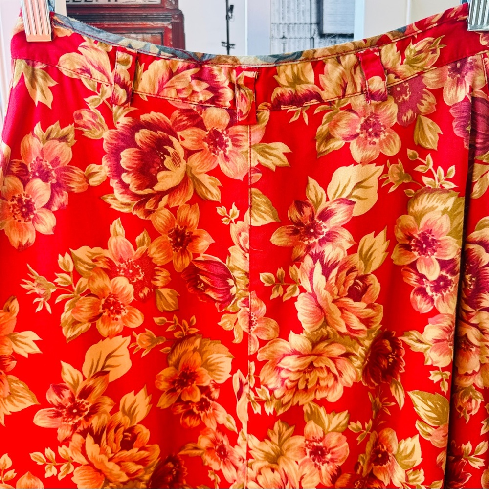 LizSport (Vintage). Size Petite 4. Women's Red Floral Midi Skirt Button Front - Picture 3 of 8